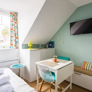Le Petit Nid - Joli Rénové - à 5 Min Appartement